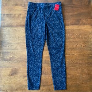 Spanx Ankle Jean-ish Legging Denim Leopard Pattern HTF Size Medium NEW
